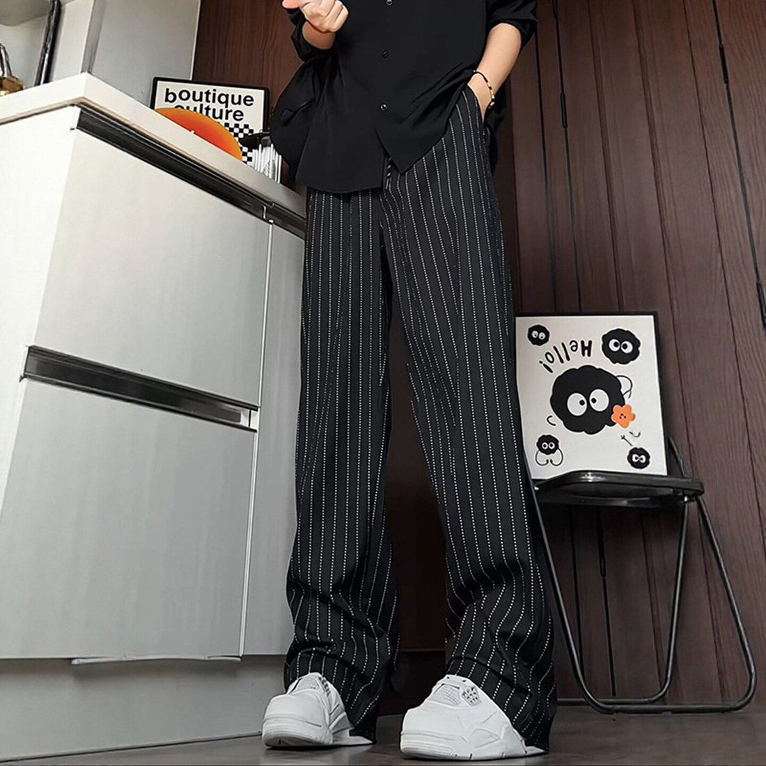 Damen Bequeme Strickhose mit vertikalen Streifen Echoarchiv