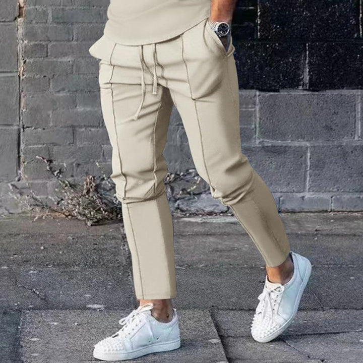 Herren Slim-Fit Jogginghose mit seitlichen Taschen und verstellbarem Bund Echoarchiv