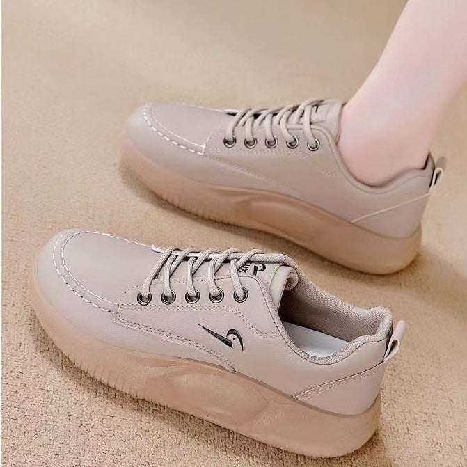 Damen Sportliche Sneakers mit bequemer Gummisohle und klassischem Design Echo Archiv