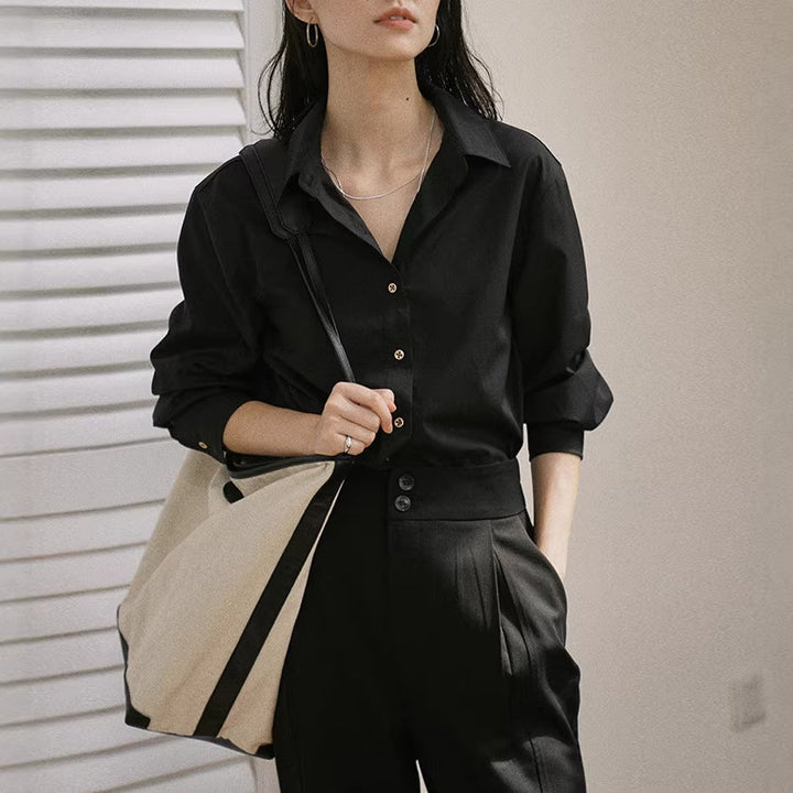 Damen Elegante, lockere Bluse und stilvolle Anzughose Echoarchiv