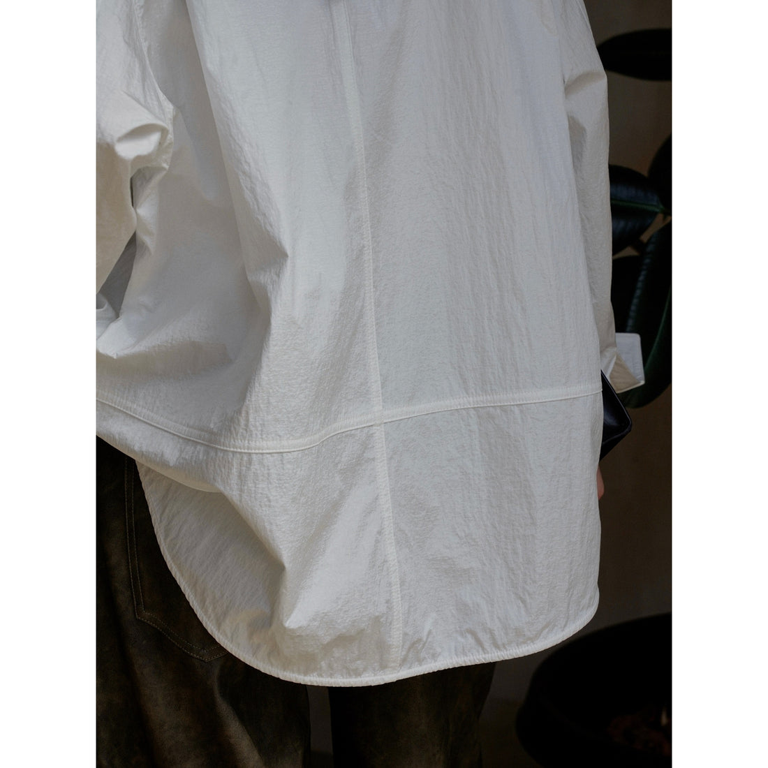 Damen Oversized Baumwoll‑Hemd mit Brusttasche und gerundetem Saum Echoarchiv