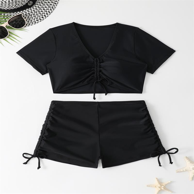 Damen Sportlicher Bikini-Set mit kürzeren Shorts und verstellbarem Oberteil Echo Archiv