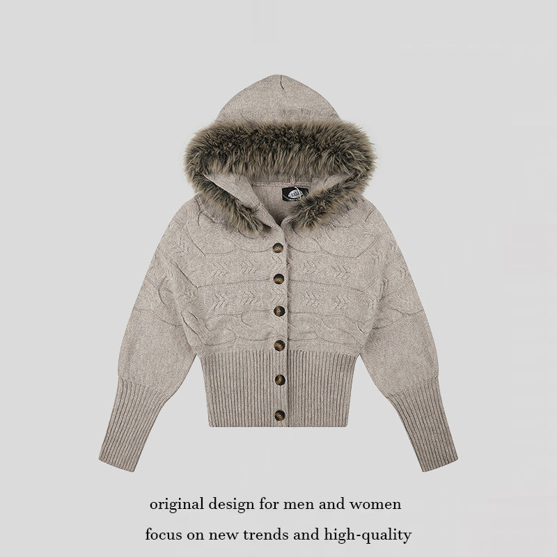 Damen Kapuzen‑Strickjacke mit Zopfmuster, Kunstfellbesatz und tailliertem Rippenbund Echoarchiv