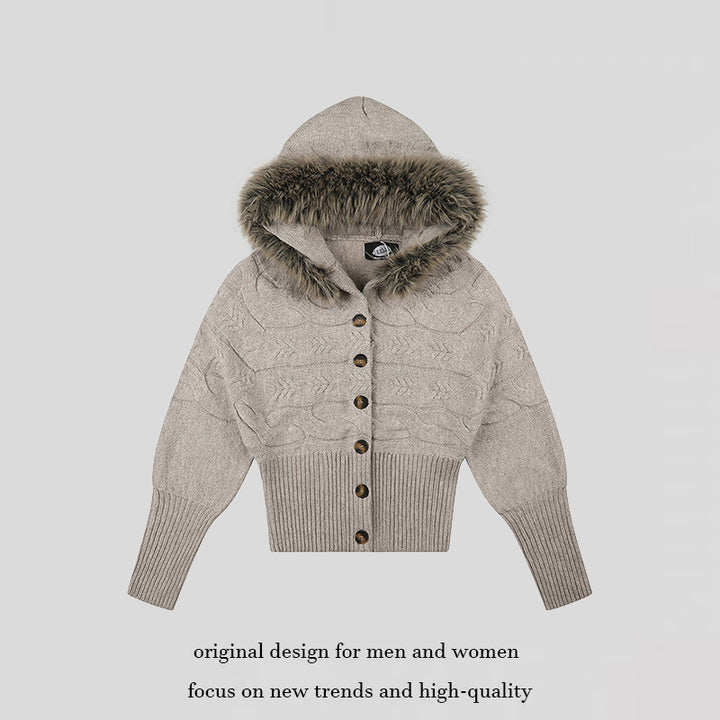 Damen Kapuzen‑Strickjacke mit Zopfmuster, Kunstfellbesatz und tailliertem Rippenbund Echoarchiv