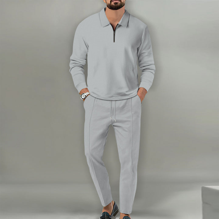 Herren Freizeitanzug mit strukturiertem Pullover und modischen Jogginghosen Echoarchiv