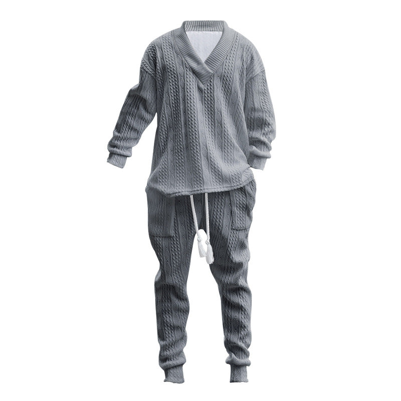 Herren nan komfortables Kabelstrick-Set mit tiefem V-Ausschnitt, Kordelzug-Jogger und Bündchen Echo Archiv