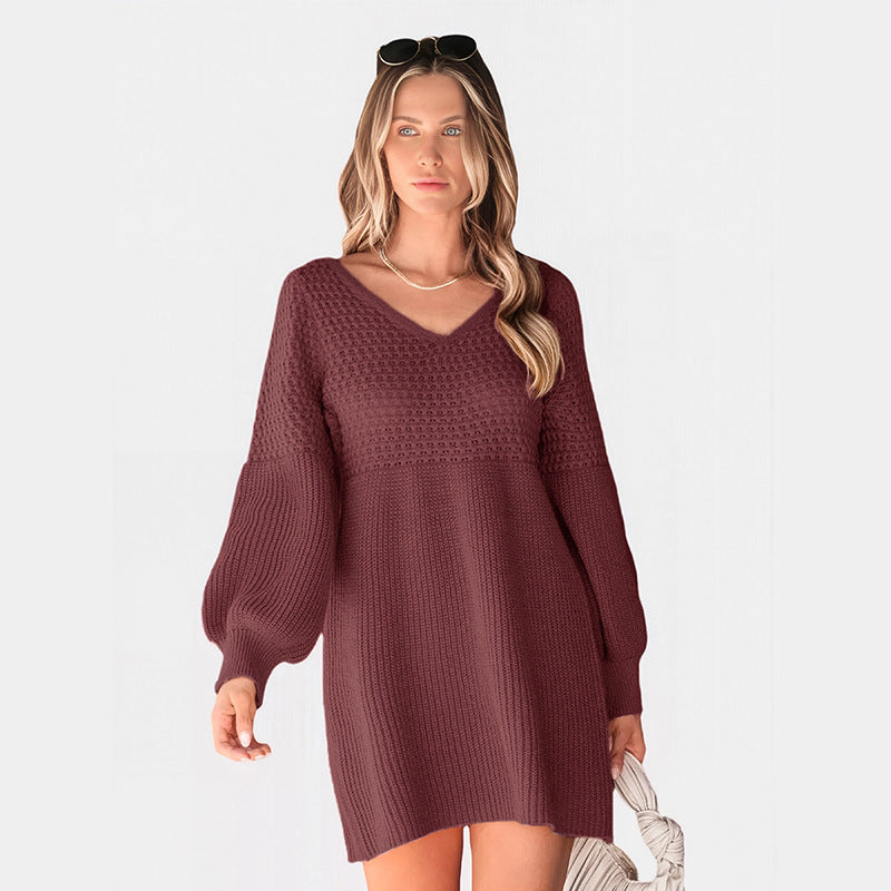 Damen Strickkleid mit V-Ausschnitt und Ballonärmeln Echo Archiv