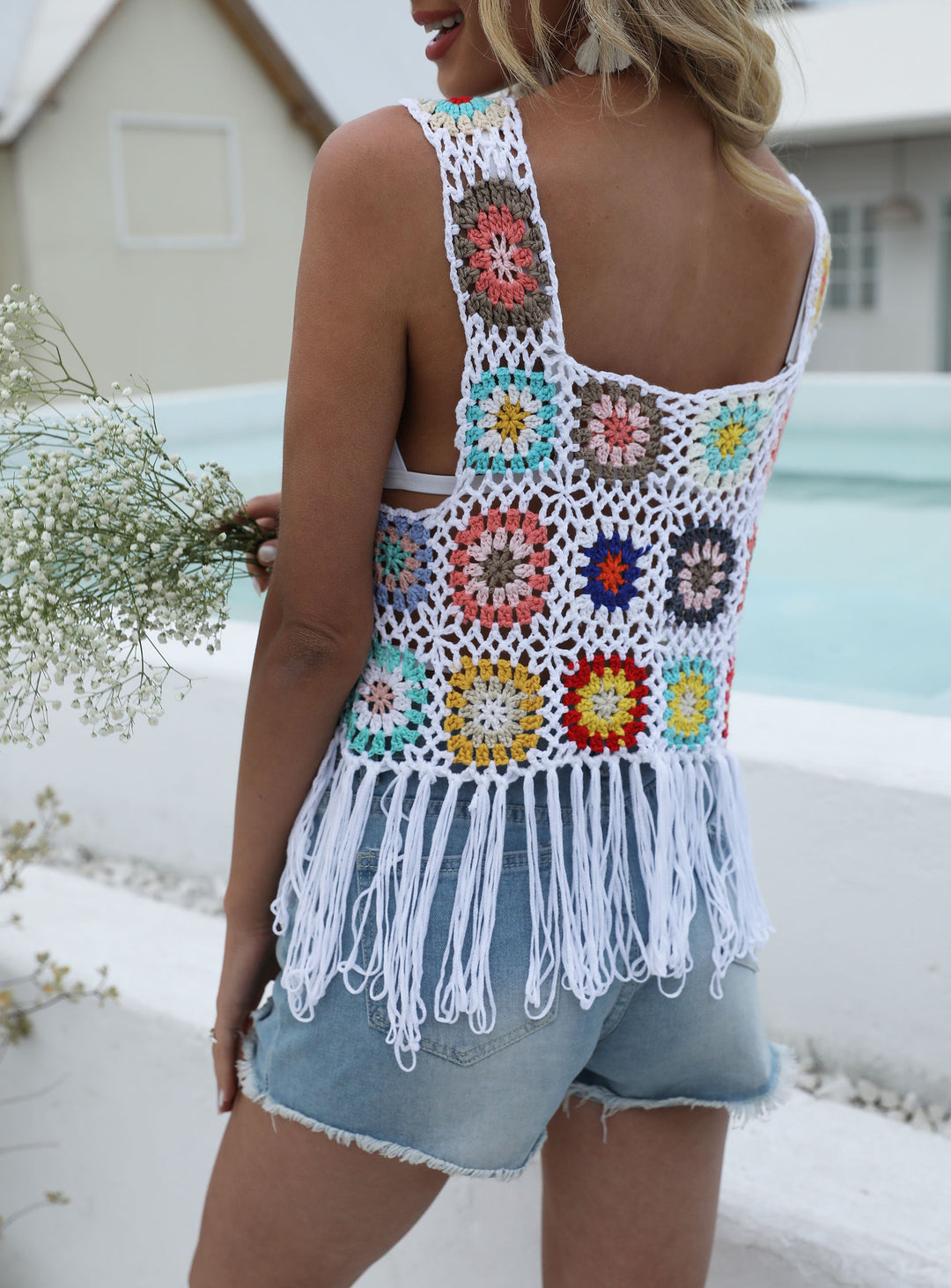 Damen Häkeloberteil mit bunten Blumenmustern und Fransen Echo Archiv