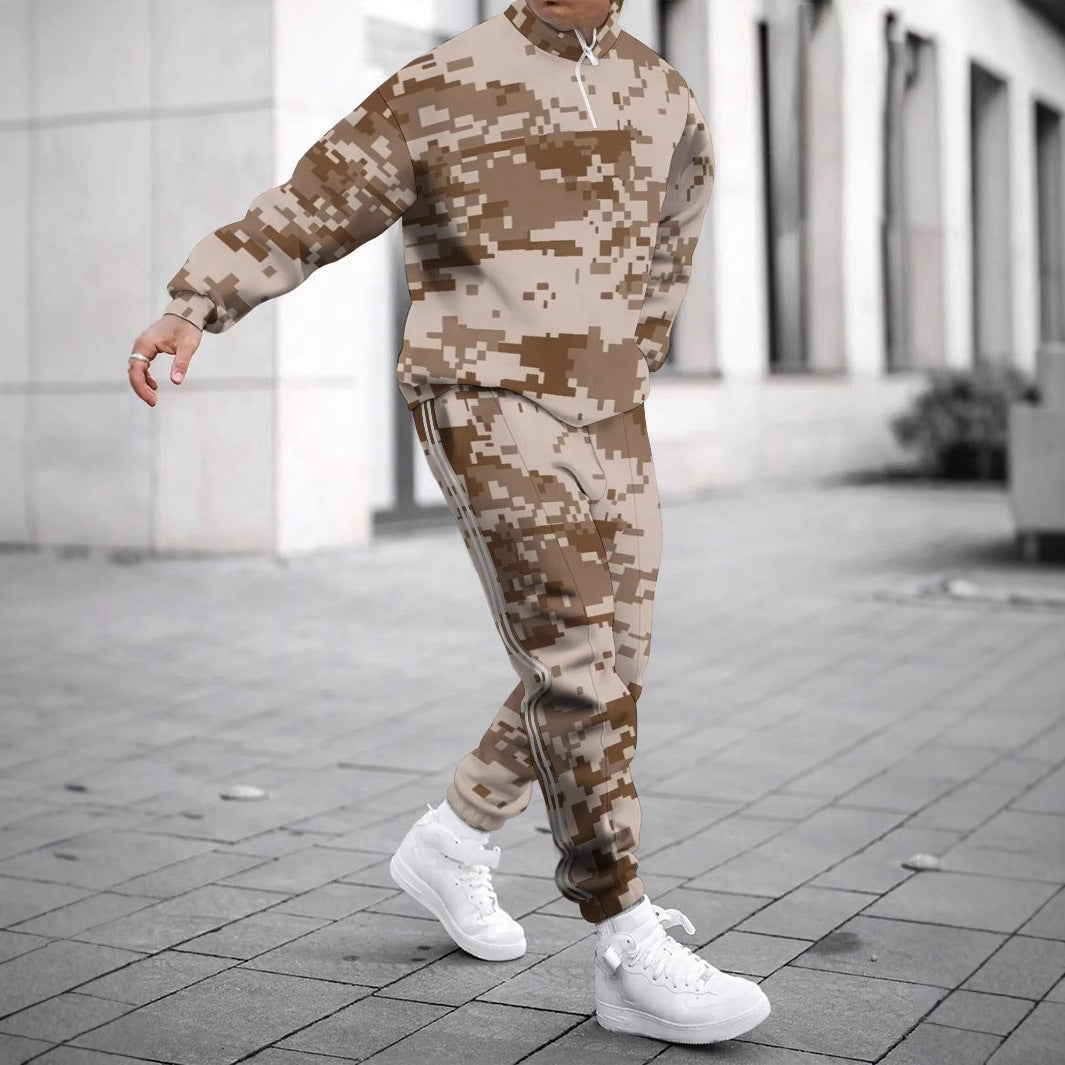 Herren modischer Trainingsanzug im trendigen Camouflage-Design Echoarchiv