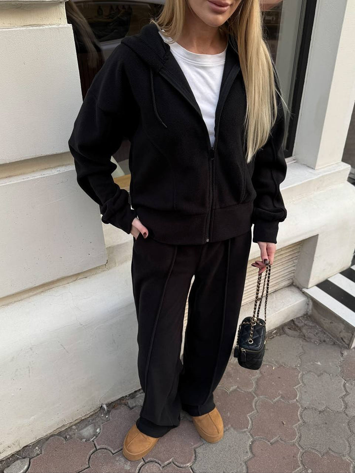 Damen Bequemer Fleece-Hoodie und Couchhose Echo Archiv