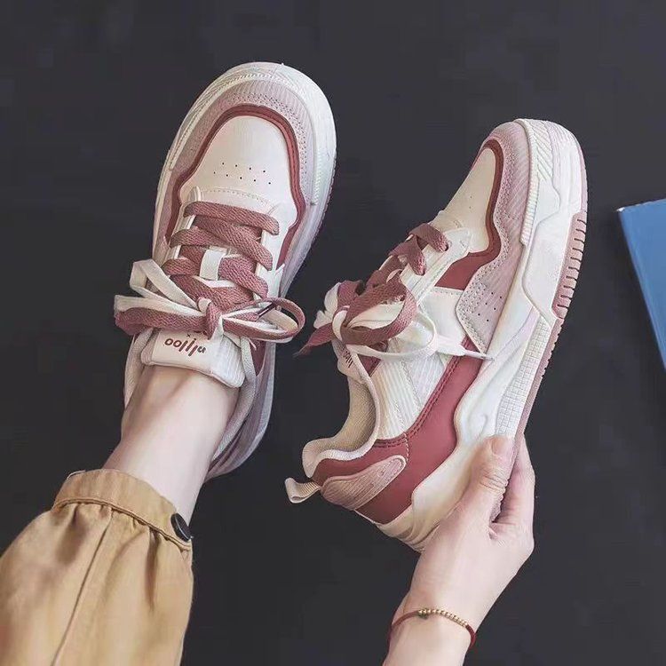 Damen Sportliche Sneakers mit flexibler Laufsohle und atmungsaktiver Obermaterialkombination Echo Archiv