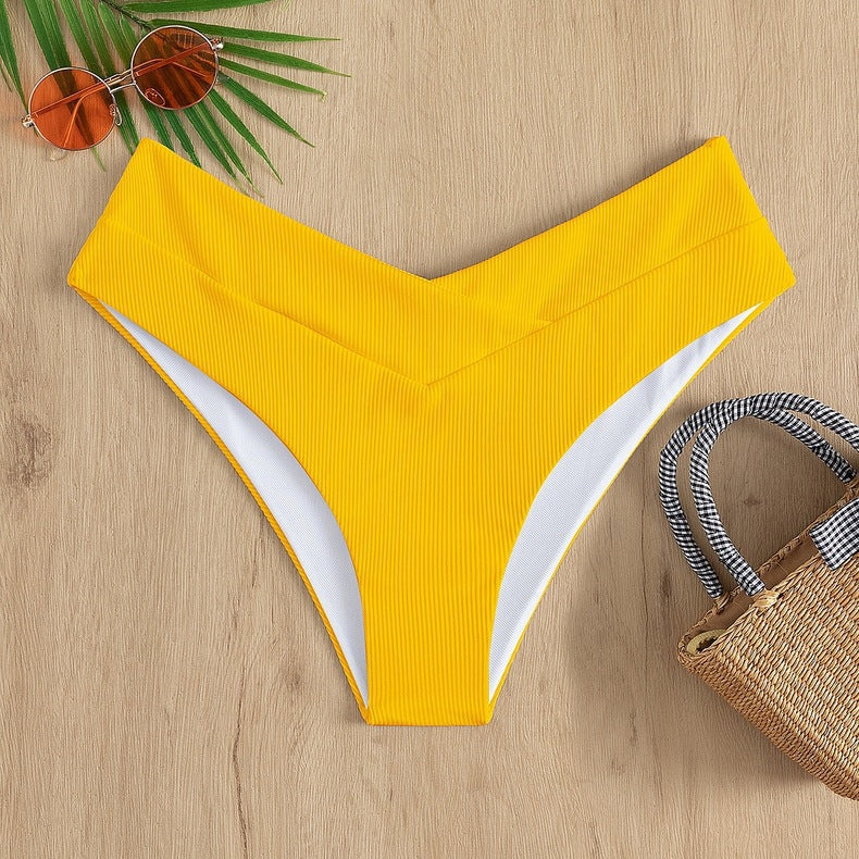 Damen Hochgeschnittenes Bikini-Höschen Echo Archiv
