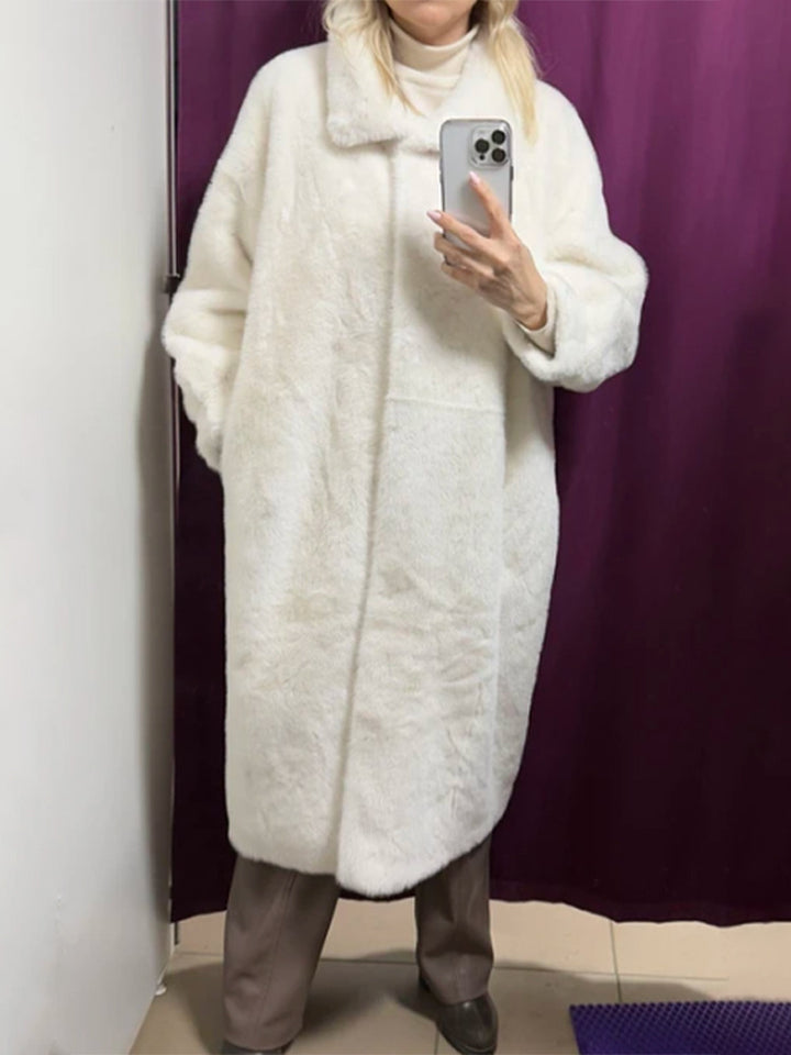 Damen Maxi Kunstfell-Mantel mit Oversize-Schnitt und aufgesetzten Taschen Echoarchiv