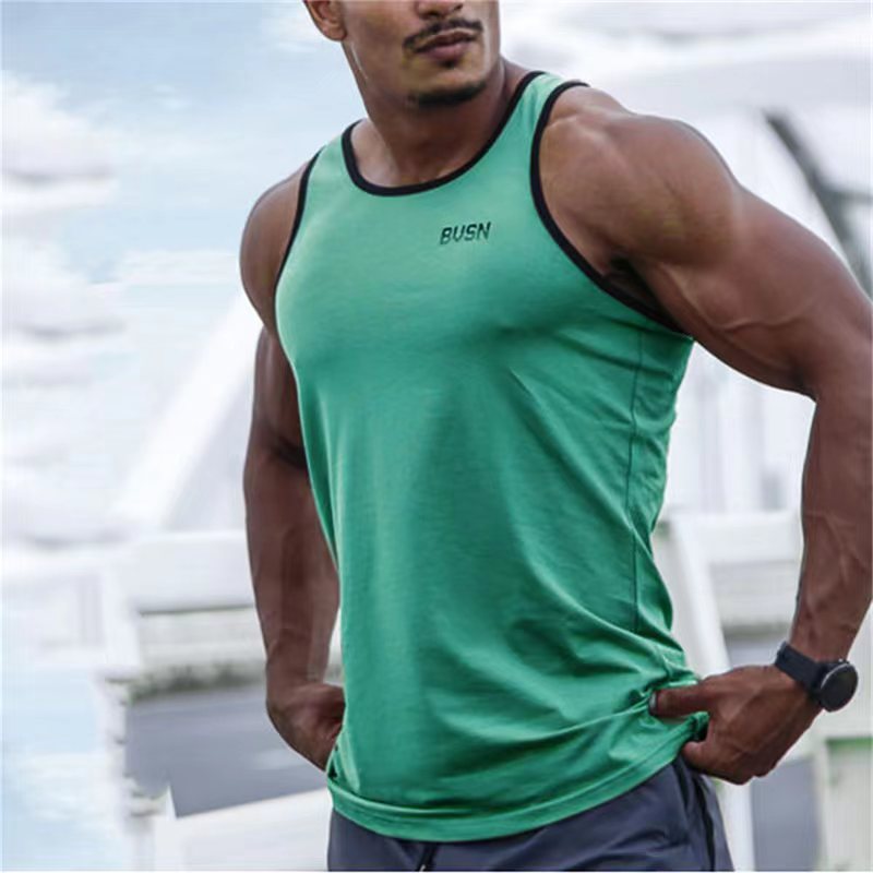 Herren Sport Tanktop mit atmungsaktiven Einsätzen und anschmiegsamem Schnitt Echoarchiv