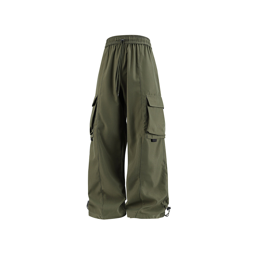 Herren weite Utility‑Cargohose im Baggy‑Cut mit Tunnelzugbund, großen Klappentaschen und verstellbarem Beinabschluss Echo Archiv