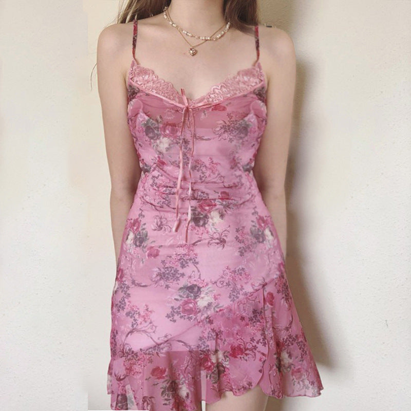 Damen verführerisches Nachthemd mit romantischen Spitzenakzenten und floralem Design Echo Archiv