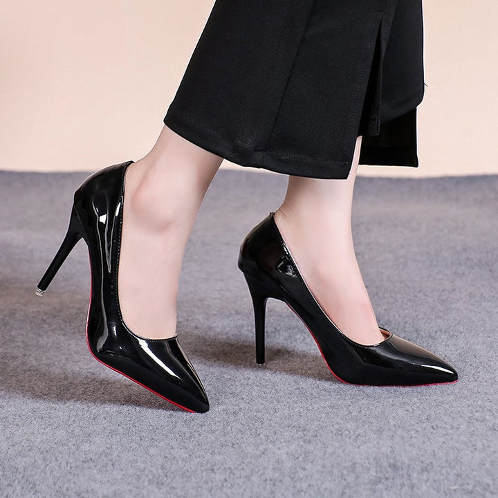 Damen spitze Stiletto-Pumps mit roter Sohle und Lederoptik Echo Archiv