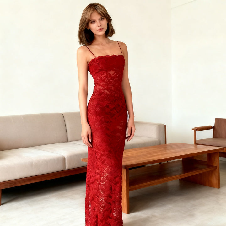 Damen Elegantes langes Spitzenkleid mit gerafftem Detail und schmalen Trägern Echo Archiv
