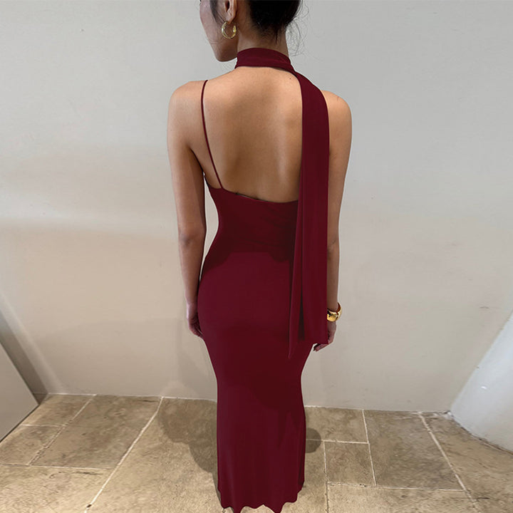 Damen Elegantes Maxikleid mit asymmetrischem Halterneck Echo Archiv