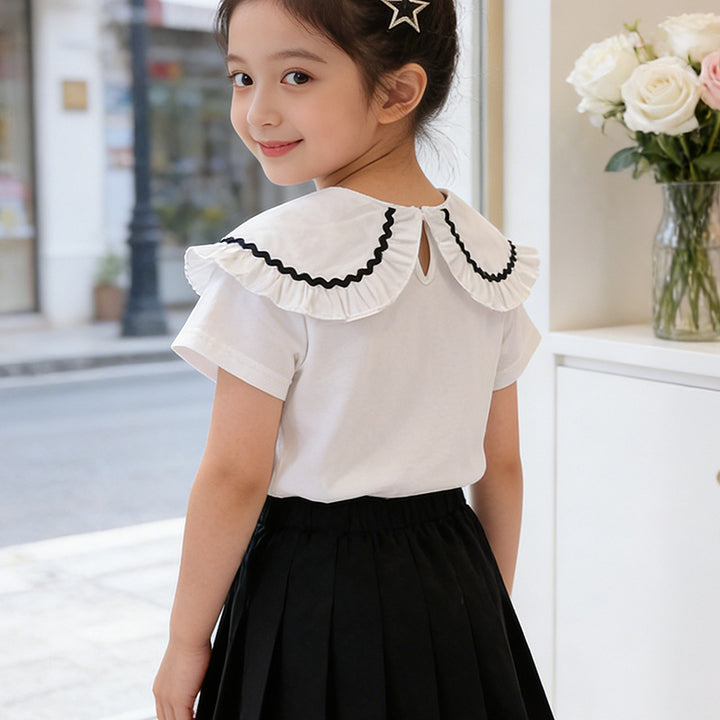 Mädchen Bluse mit Rüschensaum und floralem Design Echo Archiv