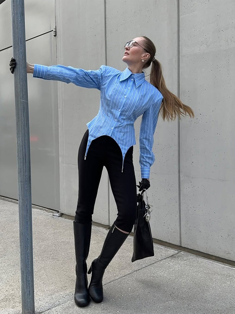 Damen Taillierte Streifen-Hemdbluse mit spitzem Schößchen und Taillenraffung Echoarchiv