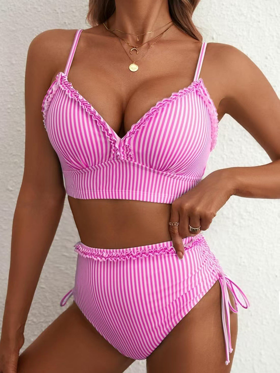 Damen Bikini-Set mit süßem Rüschendetail und hoch tailliertem Schnitt Echo Archiv