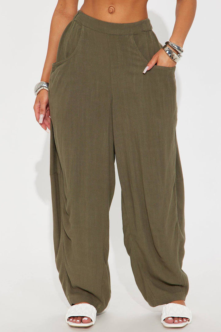 Damen Weite Relax-Hose mit hohem Komfortbund, tiefen Eingrifftaschen & lockerem Palazzo-Schnitt – Avérine
