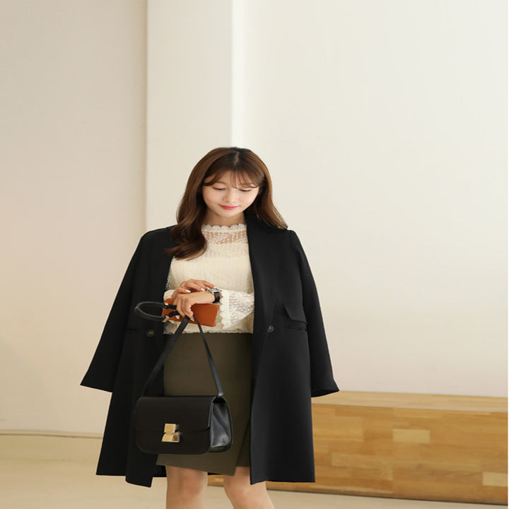 Damen Knieumspielender Einreihiger Wollmix-Longmantel im minimalistischen Tailoring Echoarchiv
