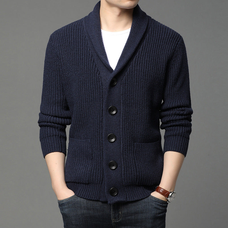 Herren Grobstrick-Cardigan mit Schalkragen, aufgesetzten Taschen und Knopfleiste Echo Archiv