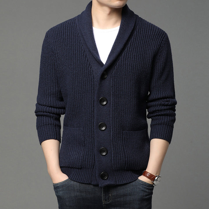 Herren Grobstrick-Cardigan mit Schalkragen, aufgesetzten Taschen und Knopfleiste Echo Archiv