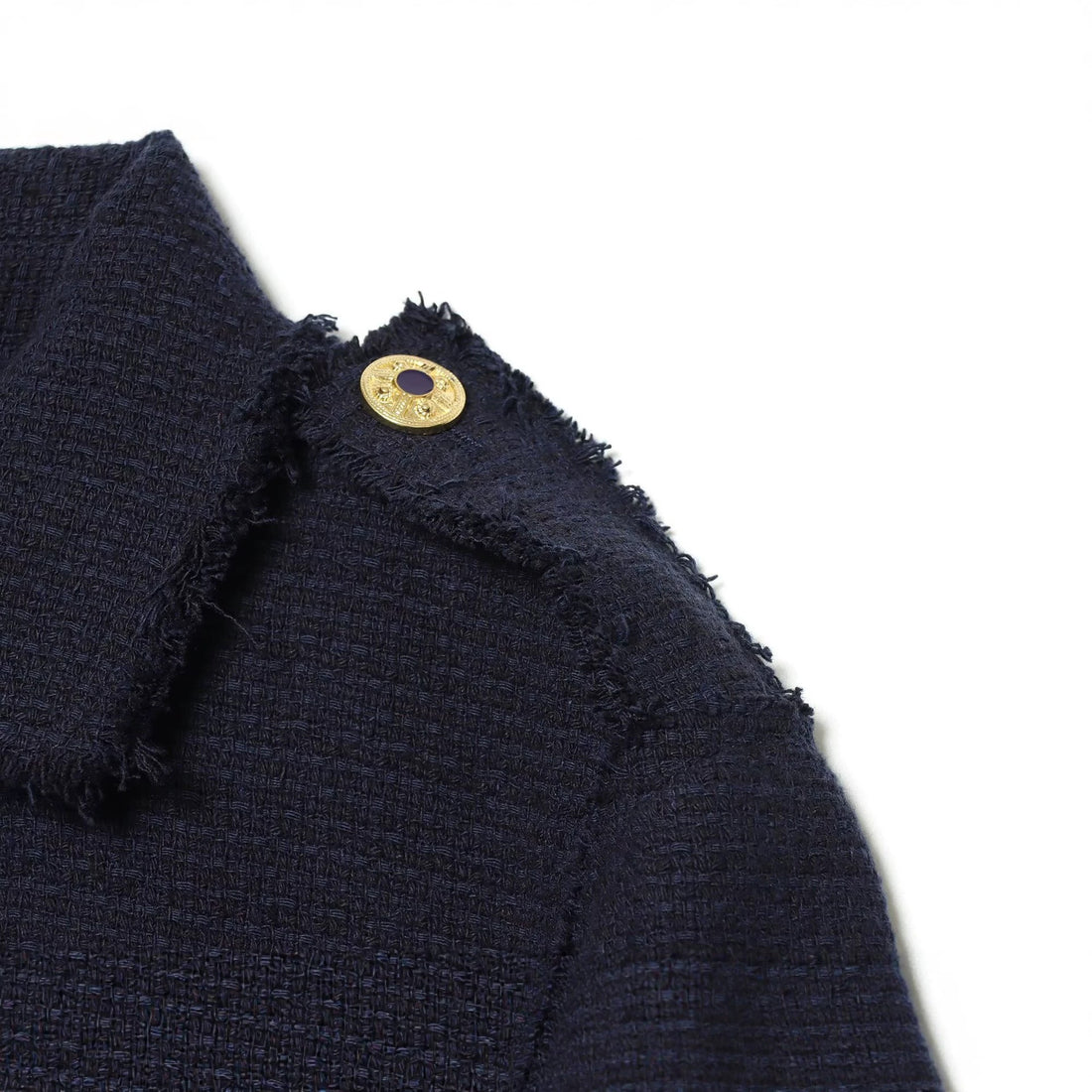 Damen Bouclé‑Tweed Kurzjacke mit Fransenbesatz, Schulterpatten und aufgesetzten Taschen Echo Archiv