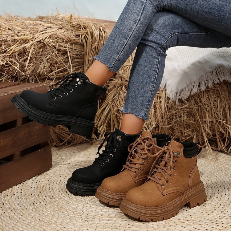 Damen Robuste Schnür‑Biker‑Ankleboots mit chunky Profilsohle und gepolstertem Schaft Echo Archiv