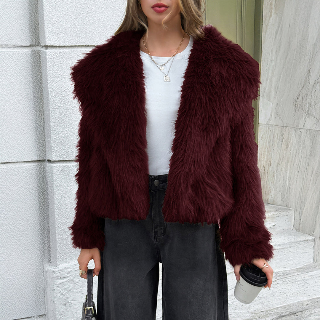Damen kurzer Faux‑Fur‑Mantel mit breitem Stehkragen, dichter Flor und wärmender Innenfütterung – Avérine