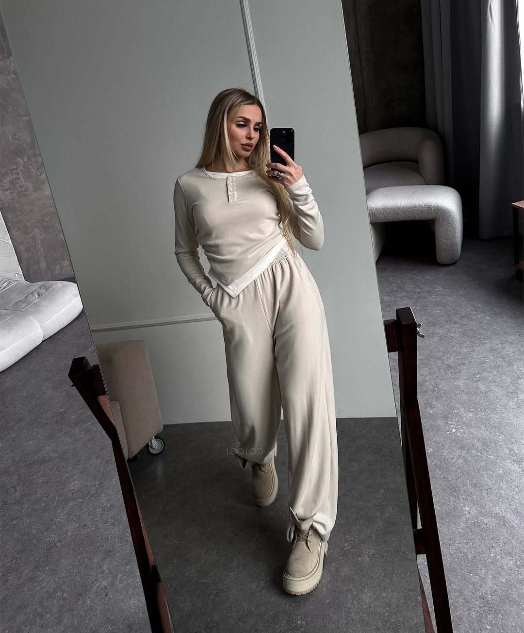 Damen Loungewear-Set aus weichem Modal mit Henley-Knopfleiste und weitem High‑Waist Loungehose – Élanora