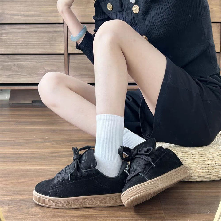 Damen Sportliche Sneakers aus hochwertigem Wildleder mit rutschfester Sohle Echo Archiv