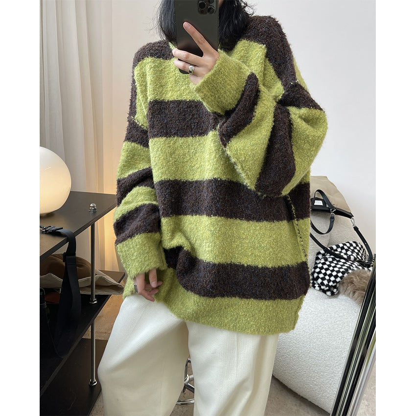 Damen Kuscheliges Oversize‑Strickkleid mit Bouclé‑Struktur und Rundhalsausschnitt Echoarchiv