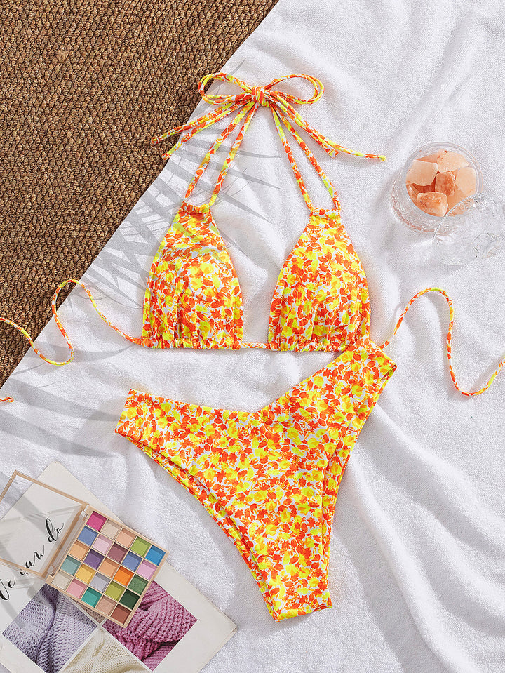 Damen Triangel-Bikini mit verstellbaren Trägern und verspieltem Blumenmuster Echo Archiv