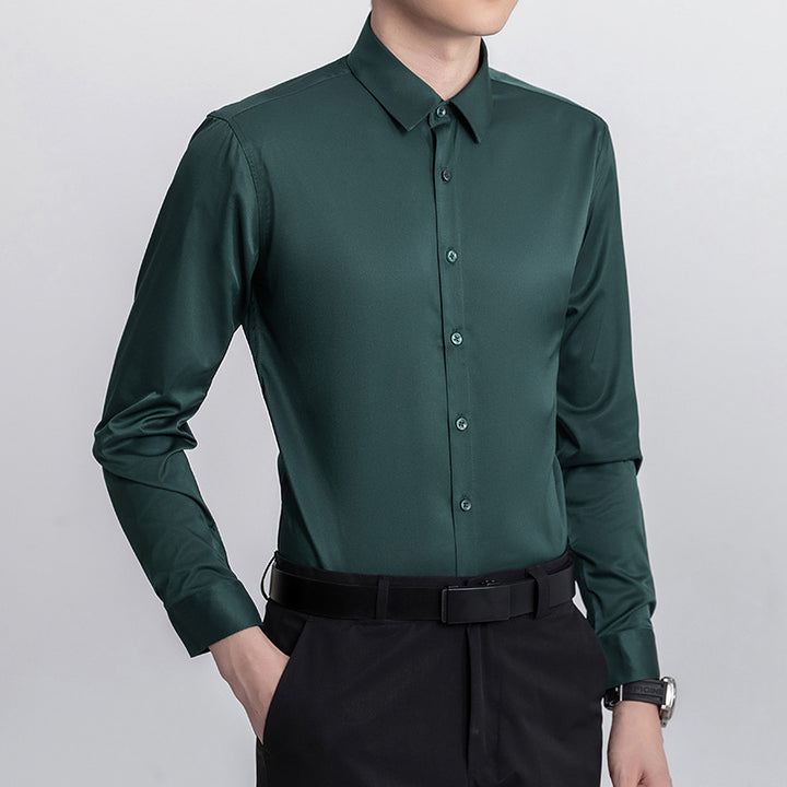 Herren Elegantes Hemd mit glänzenden Stoff und modernem Schnitt Echoarchiv