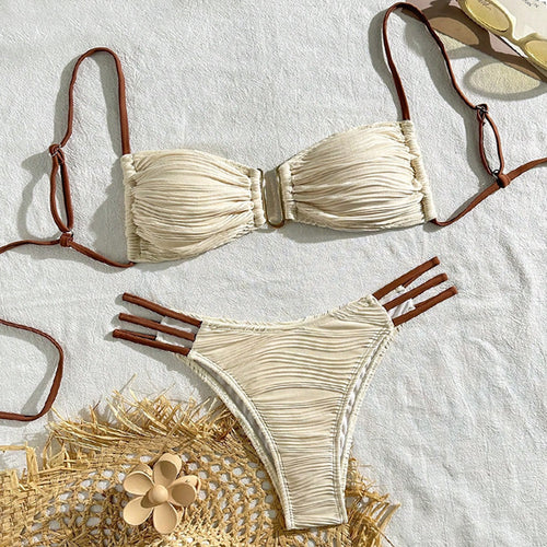 Damen Bandeau-Bikini mit raffiniertem Rüschendesign Echo Archiv