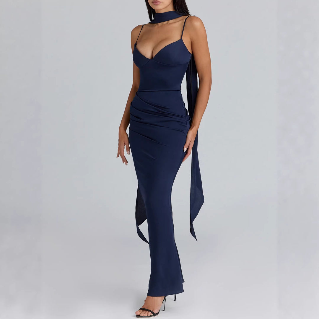 Damen Maxikleid mit figurbetontem Schnitt und elegantem Stehkragen Echo Archiv