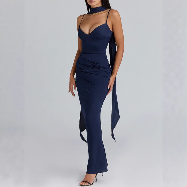 Damen Maxikleid mit figurbetontem Schnitt und elegantem Stehkragen Echo Archiv