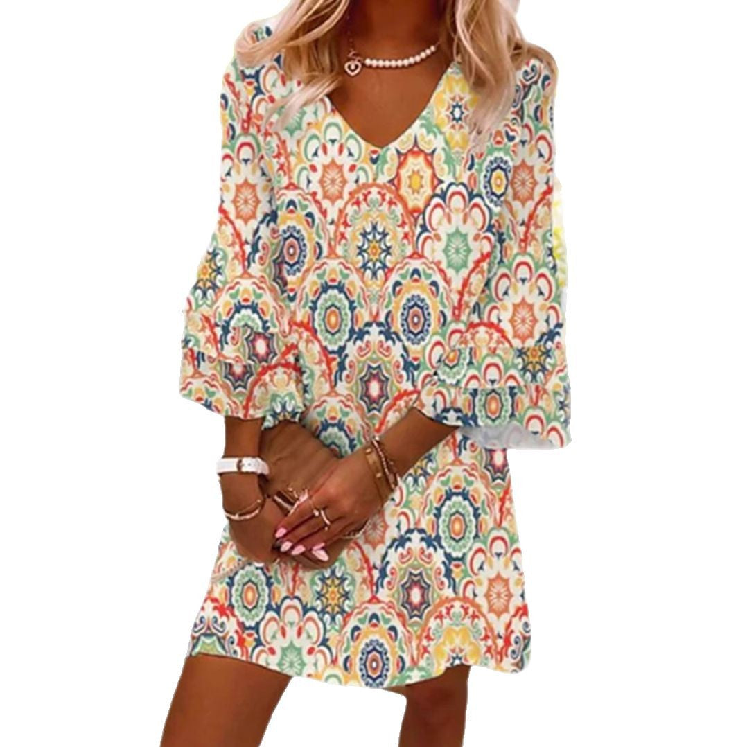 Damen nan locker fallendes A‑Linien‑Minikleid mit V‑Ausschnitt dreiviertel‑Glockenärmeln und ornamentalem Mandala‑Print Echo Archiv