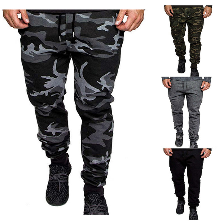 Herren Tapered Sweatpants aus Baumwollmix mit elastischem Bund, Tunnelzug und gerippten Bündchen Echo Archiv