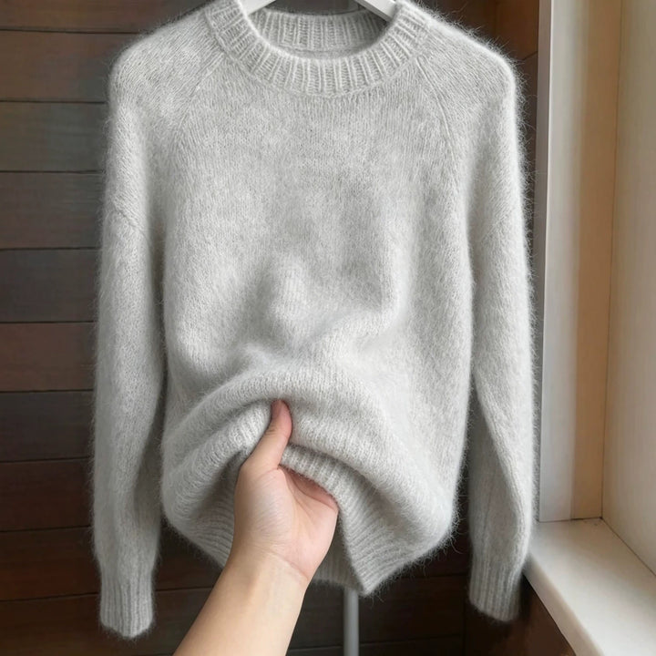 Damen Oversize Mohair‑Mix Rundhalspullover mit Raglanärmeln und geripptem Saum – Mavelle
