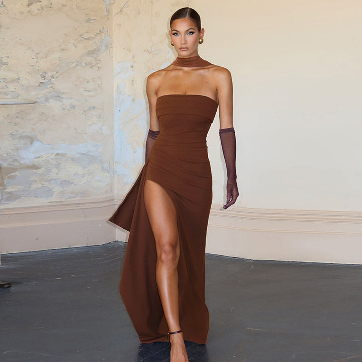 Damen Elegantes Trägerkleid mit seitlicher Drapierung und hochgeschlossenem Ausschnitt Echo Archiv