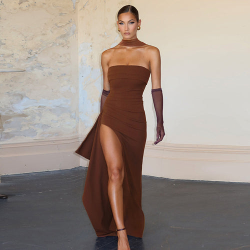 Damen Elegantes Trägerkleid mit seitlicher Drapierung und hochgeschlossenem Ausschnitt Echo Archiv