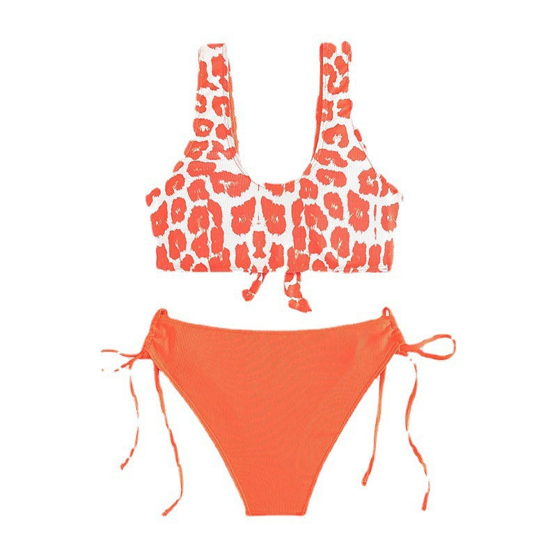 Damen Triangel-Bikini mit raffiniertem Wickeldetail und tiefem V-Ausschnitt Echo Archiv