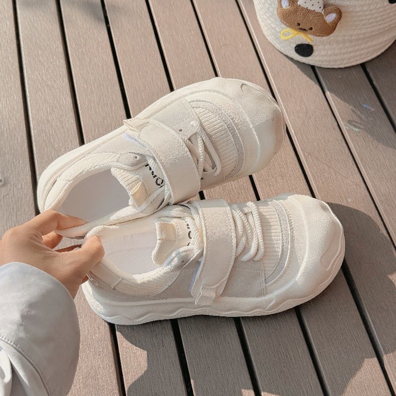 Damen Sneaker mit praktischen Klettverschlüssen und dämpfender Sohle Echo Archiv
