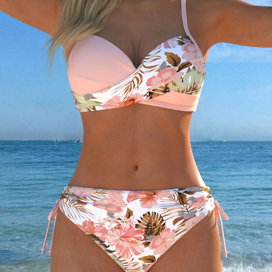 Damen Bikini-Set mit stilvollem Karomuster und goldfarbenen Akzenten Echo Archiv