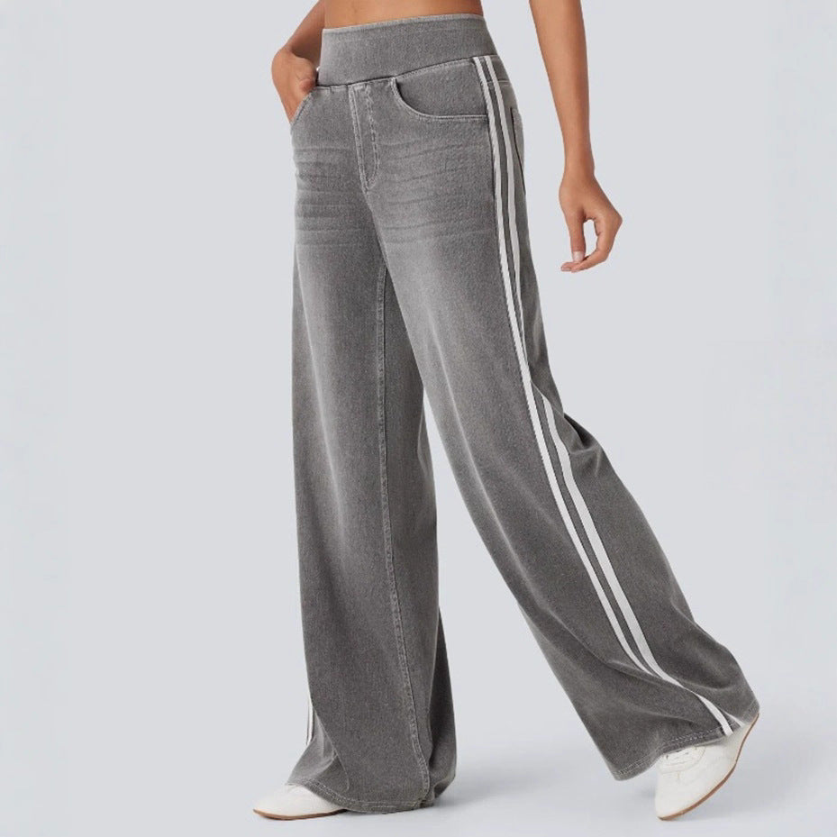 Damen nan weite Sweatpant in Jeansoptik mit seitlichen Kontraststreifen und Komfortbund Echo Archiv